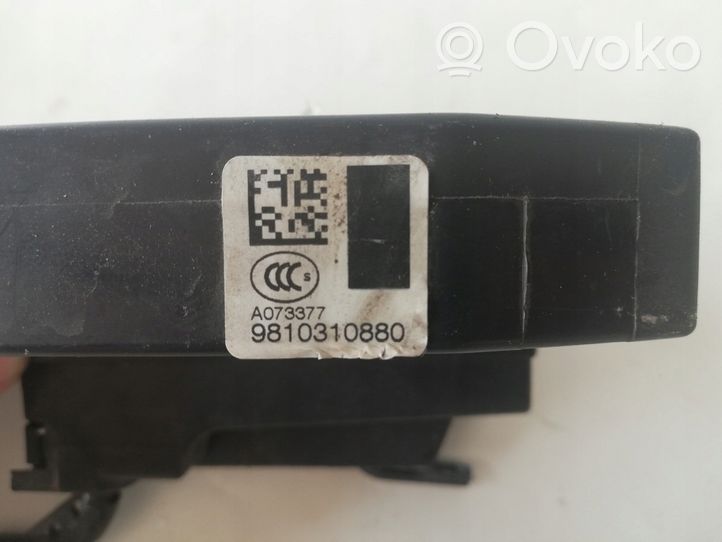 Citroen C4 II Picasso Zamek drzwi tylnych 9810310880