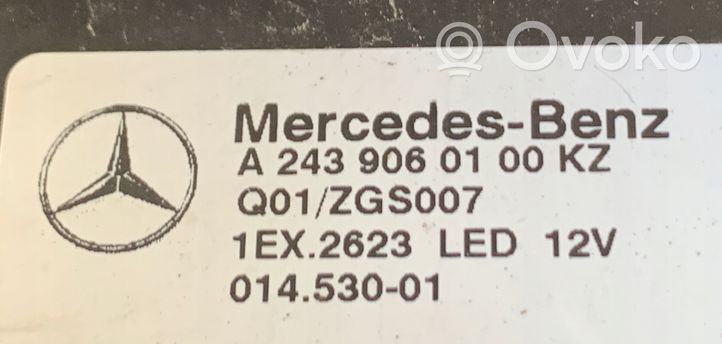 Mercedes-Benz EQA Priekinis žibintas A2439060100