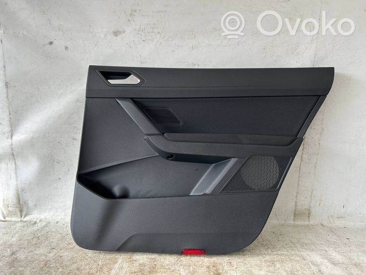 Volkswagen Touran III Apmušimas galinių durų (obšifke) 5TB867212