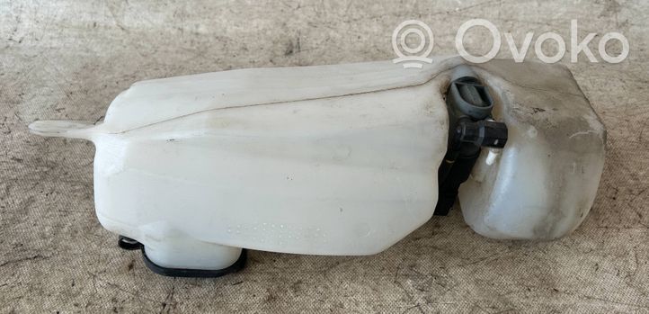 Renault Dacia Duster Réservoir de liquide lave-glace 8200609549