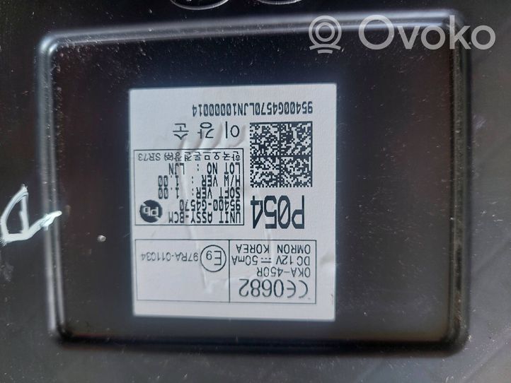 Hyundai i30 Katvealueen valvonnan ohjainlaite (BSM) 95400G4570
