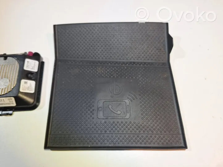 Volkswagen Golf VII Module de charge sans fil 5NA980611