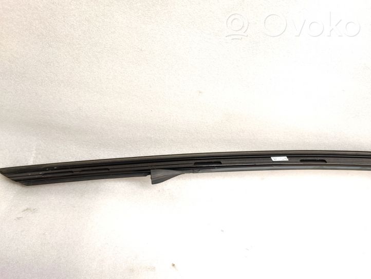 BMW 4 G22 G23 G24 G26 Rivestimento modanatura del vetro della portiera anteriore 748275403