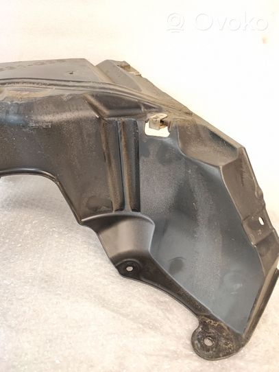 BMW 5 G30 G31 Couvre soubassement arrière 7340787