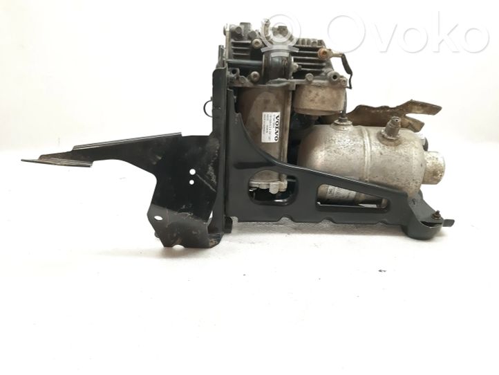 Volvo XC90 Air suspension compressor/pump, 430.00 € RRR