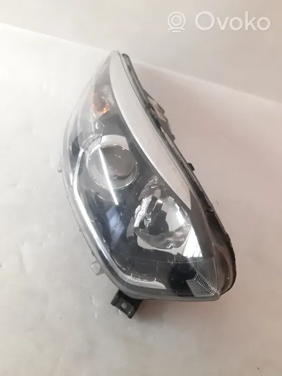 Renault Captur Phare frontale 260100947R