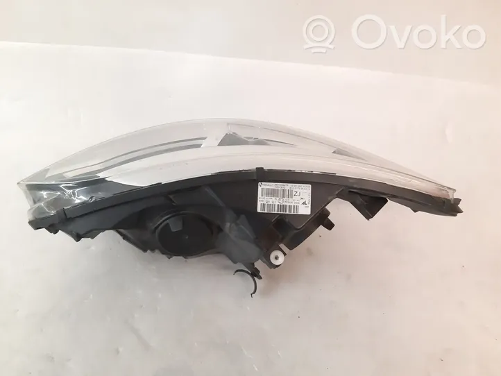 Renault Captur Phare frontale 260100947R