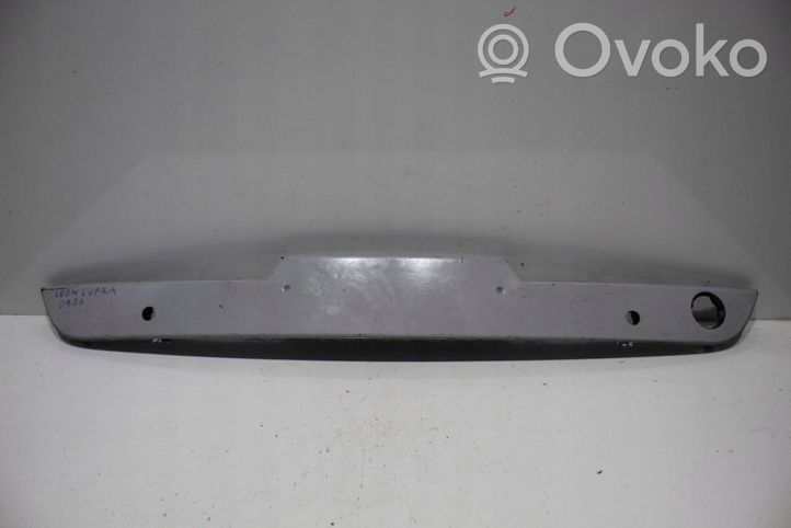 Seat Leon (1P) Modanatura separatore del paraurti anteriore 1P0807350