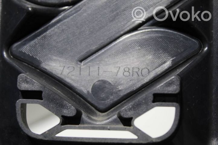 7211178R9 Suzuki Jimny Grille calandre supérieure de pare-chocs avant,  83.84 €