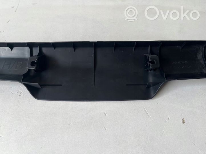 Toyota Auris E180 Takaluukun/tavaratilan ylempi verhoilu 6479002080