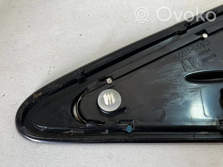 Toyota Avensis T270 Rivestimento parafango (modanatura) 6011705021