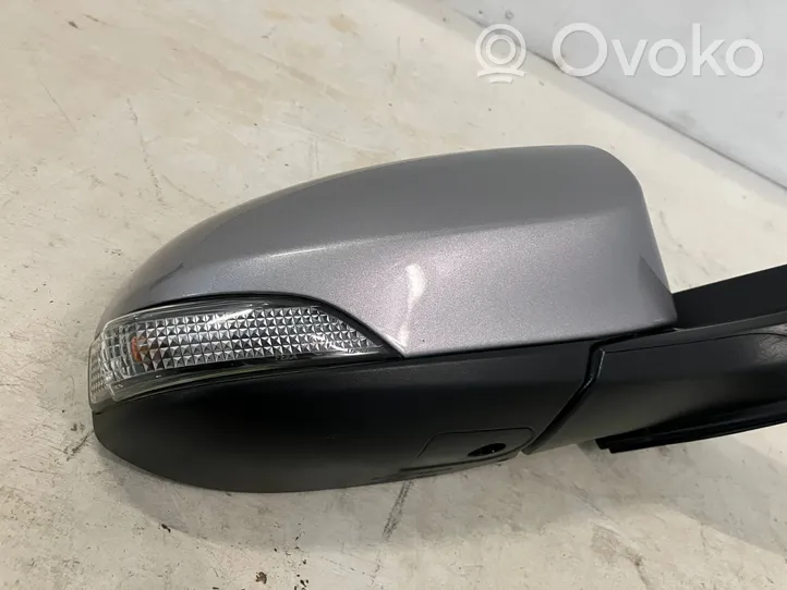 Toyota C-HR Front door electric wing mirror 