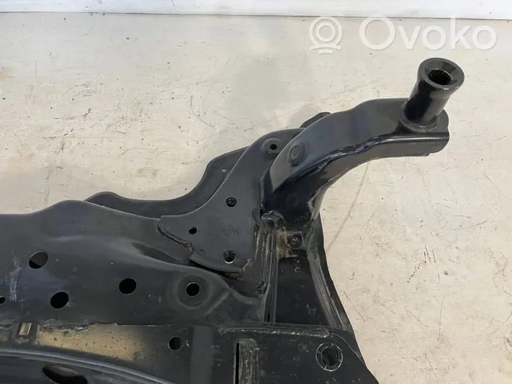 Toyota Prius (XW50) Front subframe 