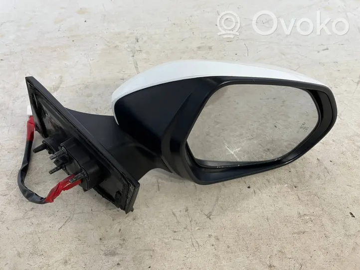 Toyota Prius (XW50) Front door electric wing mirror 