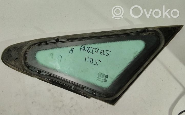 Opel Zafira B Trikampis stiklas kėbulo priekyje 43R007951