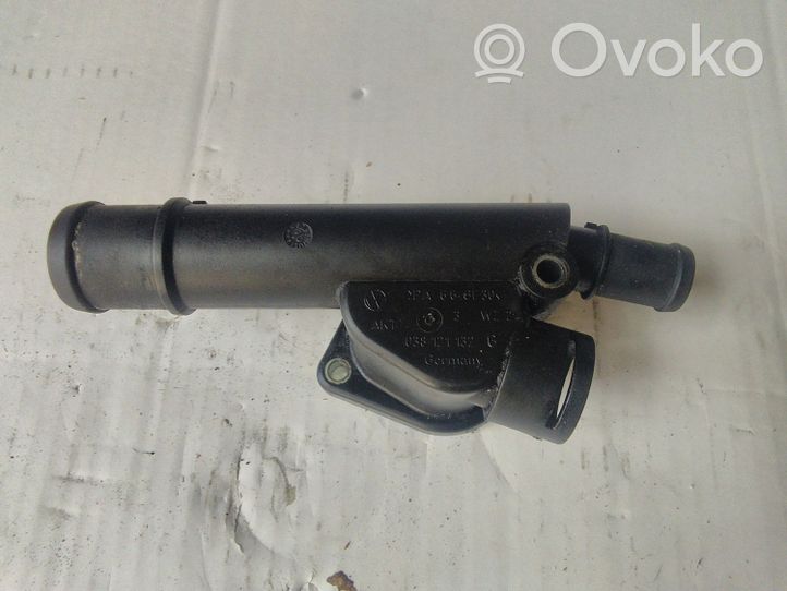 Volkswagen Golf V Alloggiamento termostato 038121132G