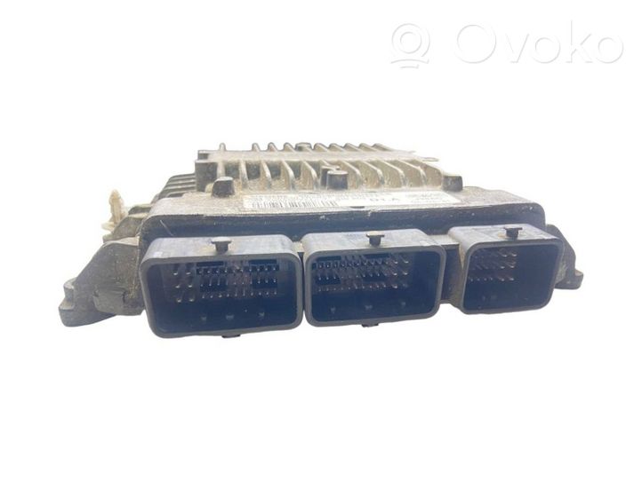 Volvo V50 Calculateur moteur ECU 30729065A