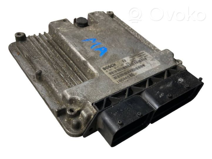 Mitsubishi Outlander Sterownik / Moduł ECU 1860A906