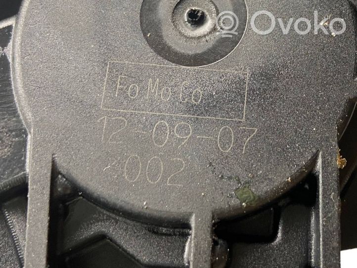 Volvo V50 Moteur d'essuie-glace arrière 31218473