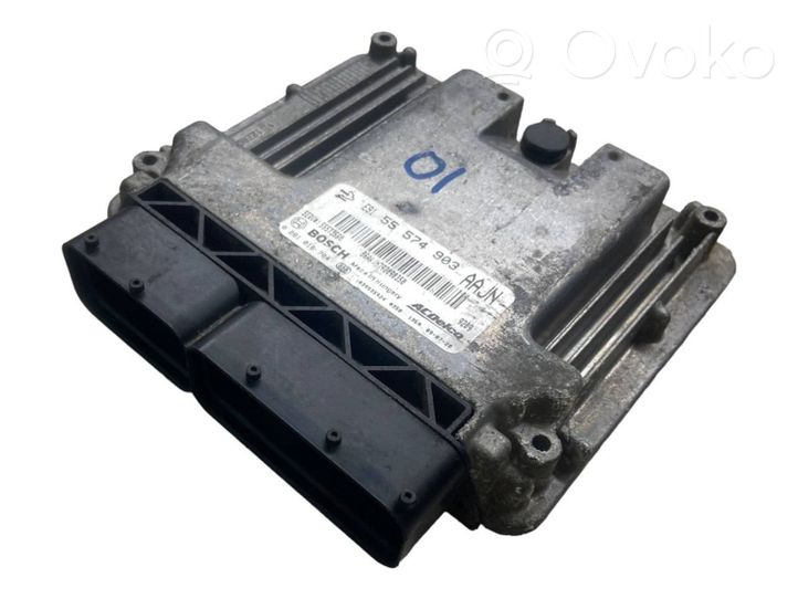 Opel Insignia A Sterownik / Moduł ECU 55574903