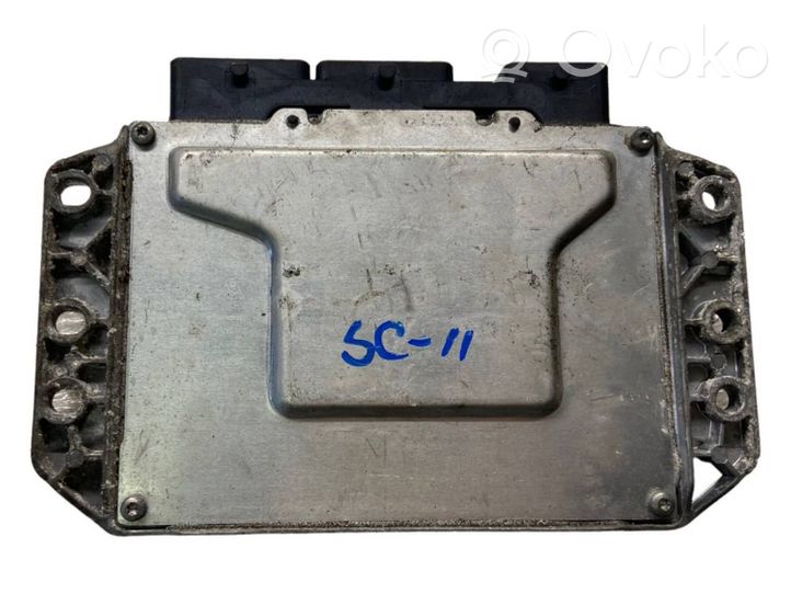 Renault Megane III Sterownik / Moduł ECU V29004369A