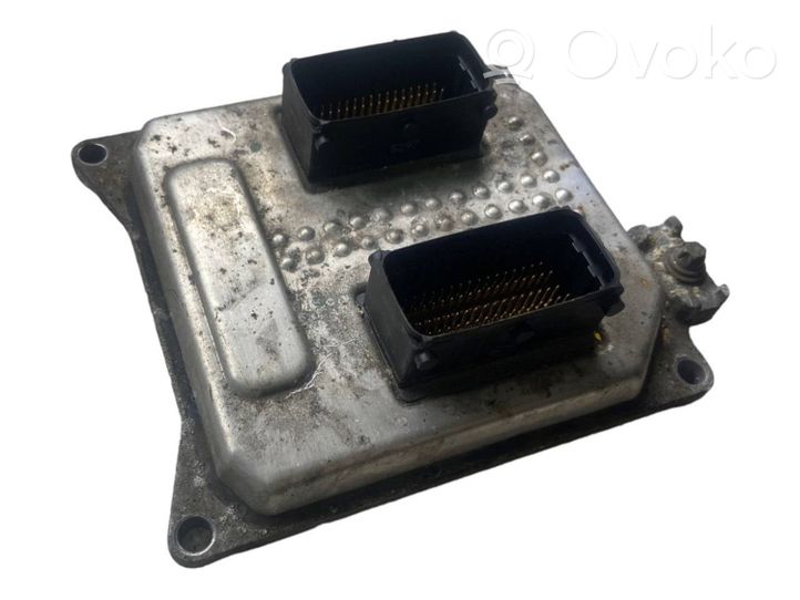 Opel Vectra C Sterownik / Moduł ECU 55567114