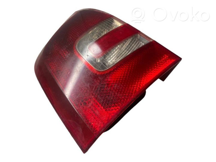 Skoda Octavia Mk2 (1Z) Lampa tylna 275901