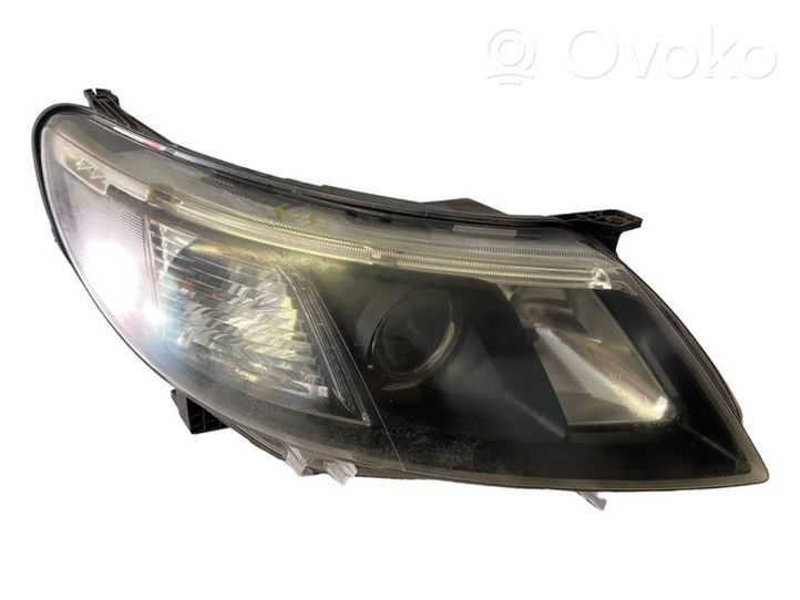 Saab 9-3 Ver2 Lampa przednia 16561800