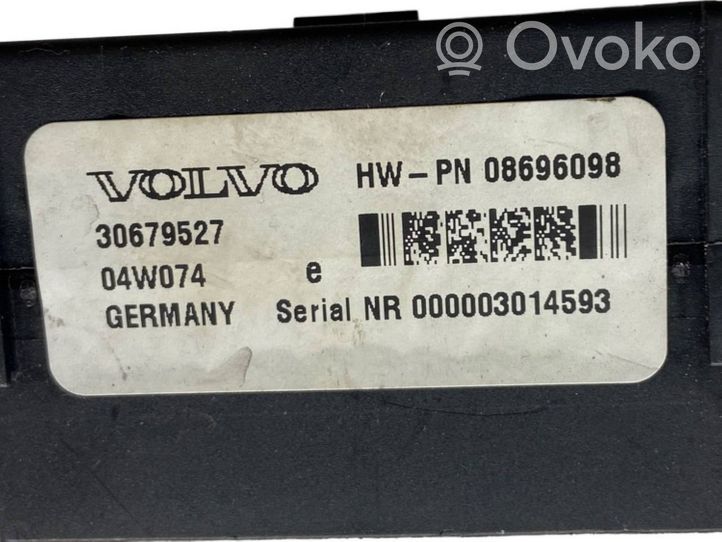 Volvo V70 Sulakemoduuli 30679527