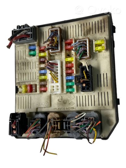 Renault Megane III Module de fusibles 284B68372R