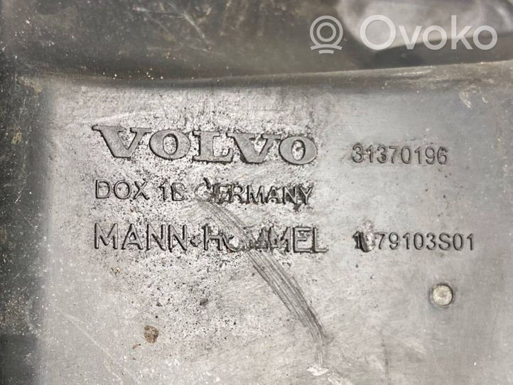 Volvo V40 Moottorin ohjausyksikön laatikko 31370196