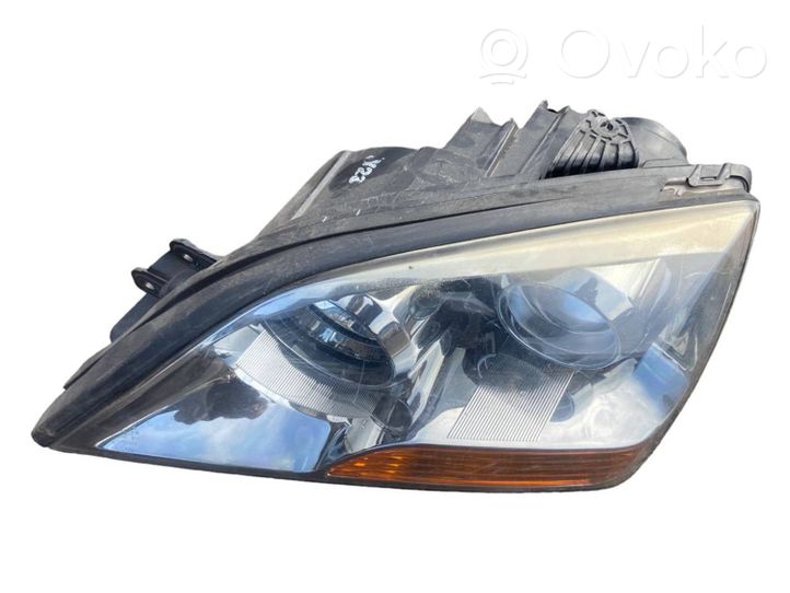 KIA Sorento Faro/fanale 921013E5XX