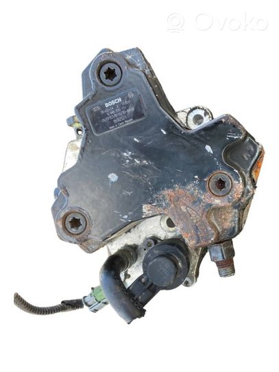 Volvo V70 Polttoaineen ruiskutuksen suurpainepumppu 0445010111