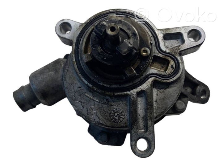 Volvo V70 Pompe à vide 30677904