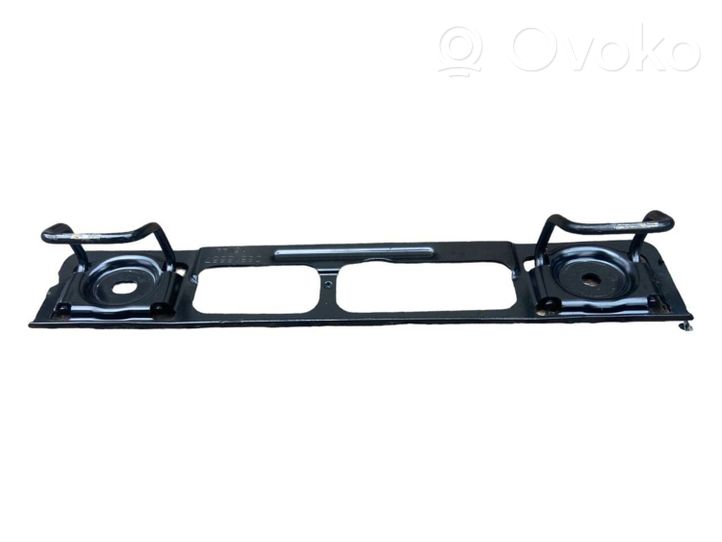 Volvo V40 Support de fixation ISOFIX 06815557