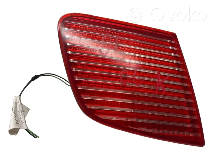 Saab 9-5 Lampy tylnej klapy bagażnika 12755791