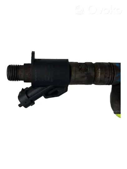 Volvo V60 Fuel injector 31303238