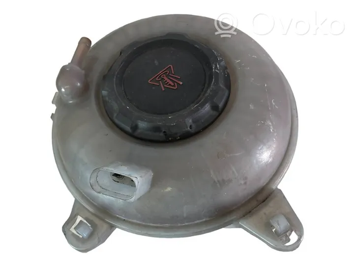 Volkswagen PASSAT B8 Coolant expansion tank/reservoir 5Q0121407G