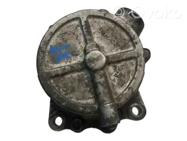 Nissan X-Trail T30 Vacuum pump a40402