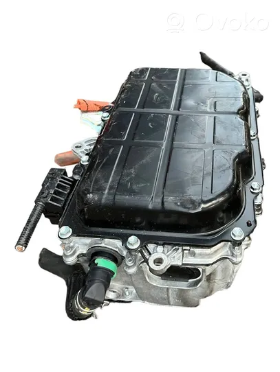 Toyota Auris E180 Convertisseur / inversion de tension inverseur G920047190