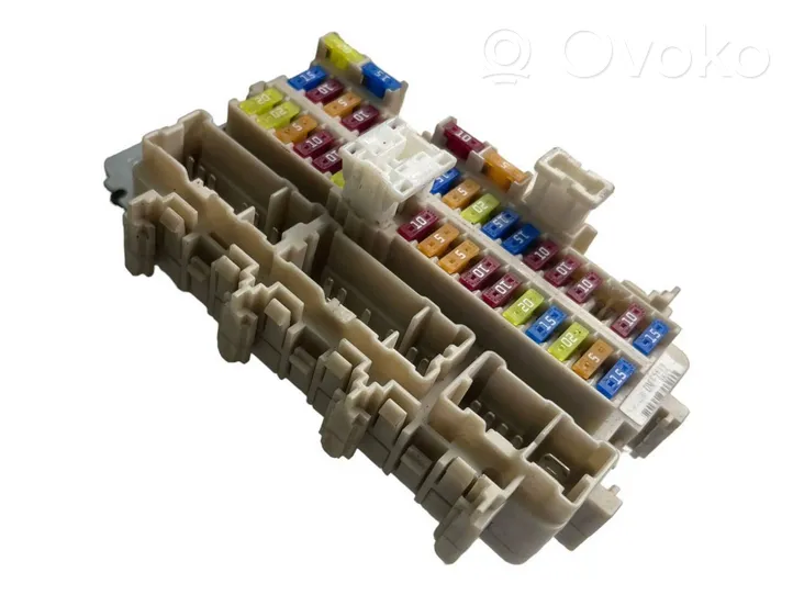 Nissan X-Trail T32 Fuse module 4CL0B