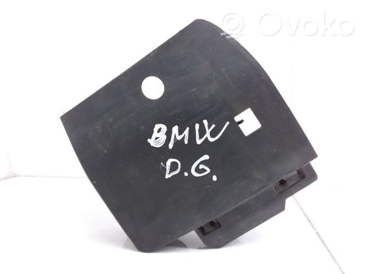 BMW 5 E39 Staffa angolare del supporto di montaggio del paraurti 51128246078