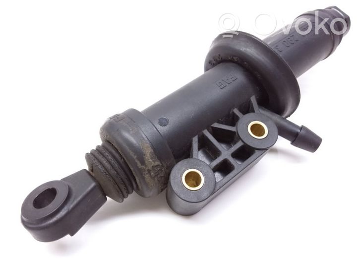 Mercedes-Benz Sprinter W901 W902 W903 W904 Główny cylinder sprzęgła 00029032