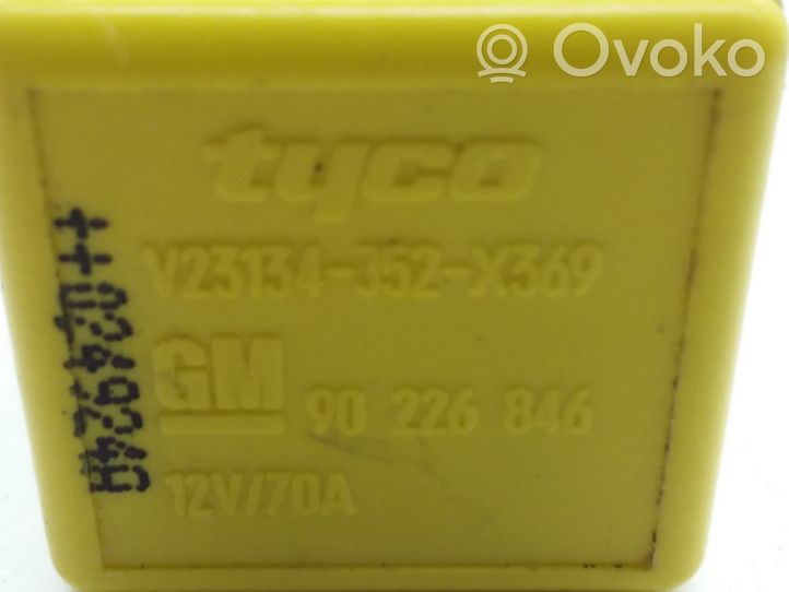 Saab 9-3 Ver2 Other relay 90226846