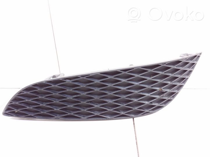 Opel Astra H Grille inférieure de pare-chocs avant 13225762