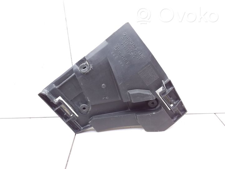 Mercedes-Benz Vito Viano W638 Support de pare-chocs arrière A6388850221