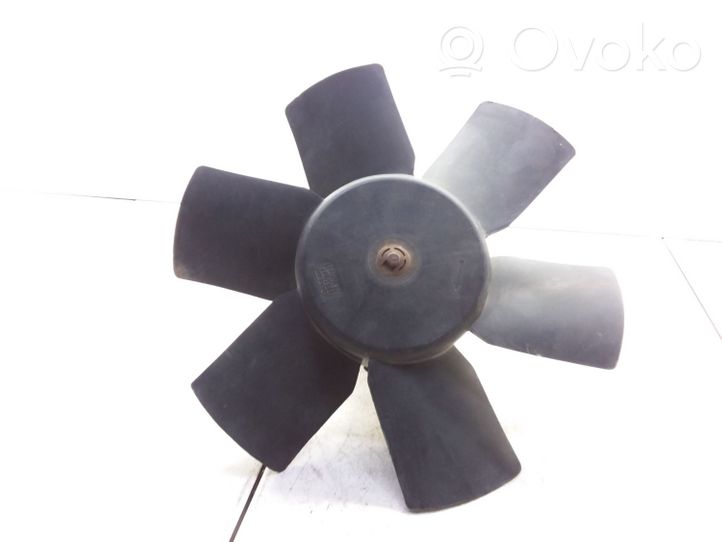 Audi 100 200 5000 C3 Ventilatore di raffreddamento elettrico del radiatore 811959455