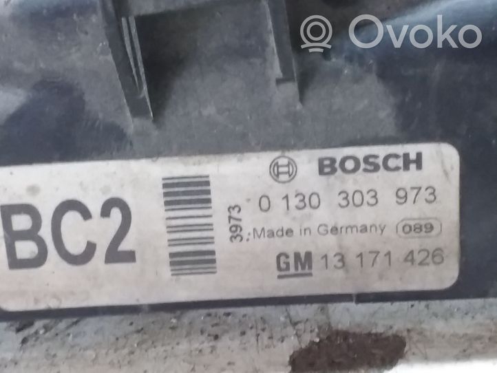 Opel Zafira B Elektryczny wentylator chłodnicy 13171426