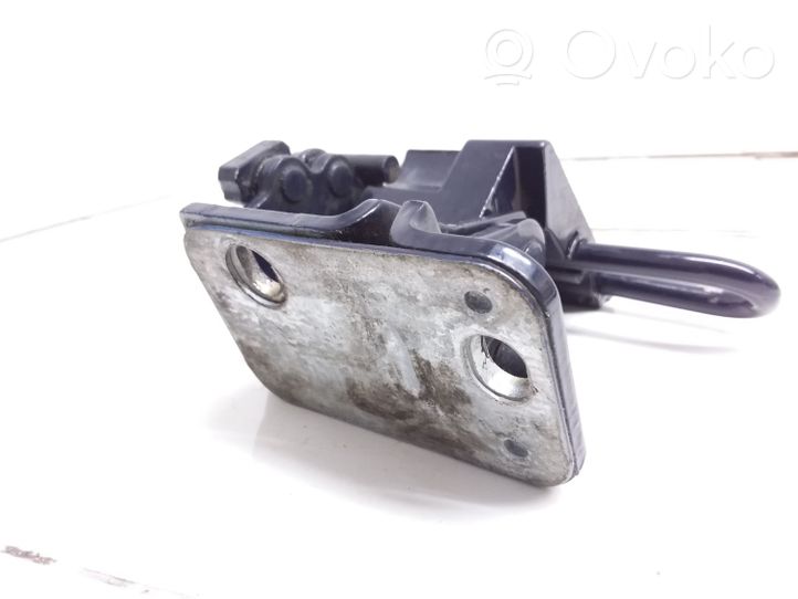 Audi A3 S3 8L Rear door upper hinge 4B0833412E