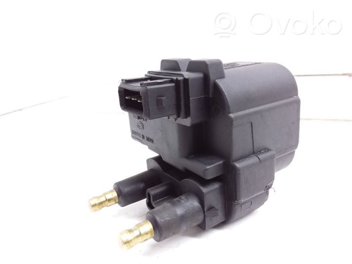 Volvo S40, V40 Bobina di accensione ad alta tensione 7700850999